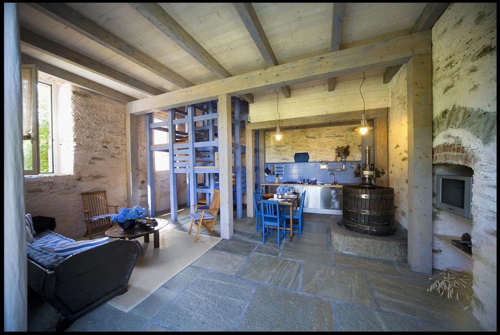 Agriturismo Famiglia Al Castello Di Bagnolo Bagnolo Piemonte Szoba fotó