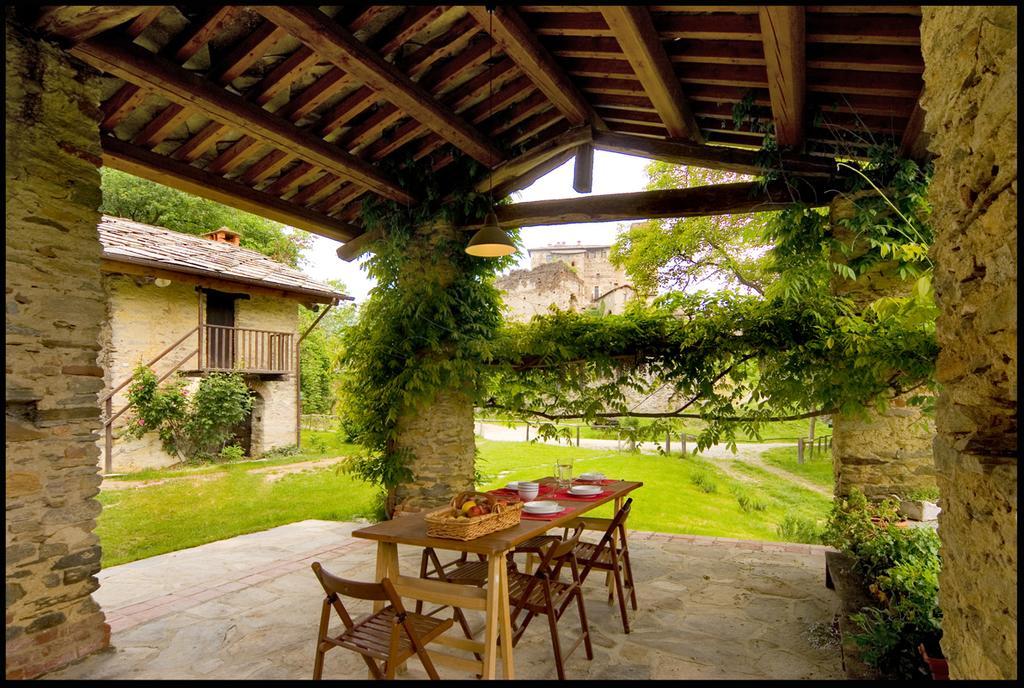 Agriturismo Famiglia Al Castello Di Bagnolo Bagnolo Piemonte Szoba fotó
