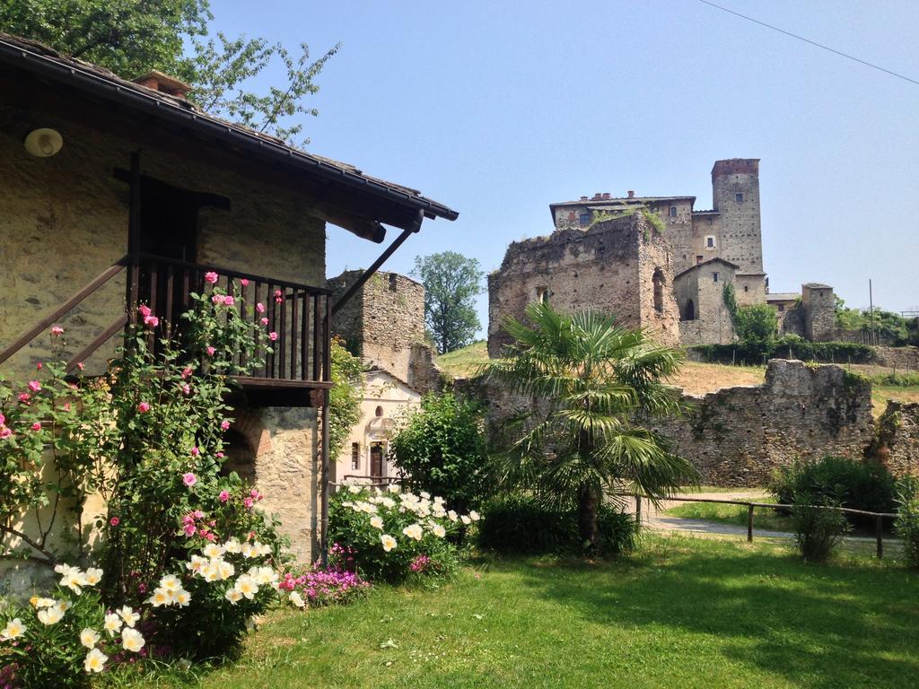 Agriturismo Famiglia Al Castello Di Bagnolo Bagnolo Piemonte Szoba fotó