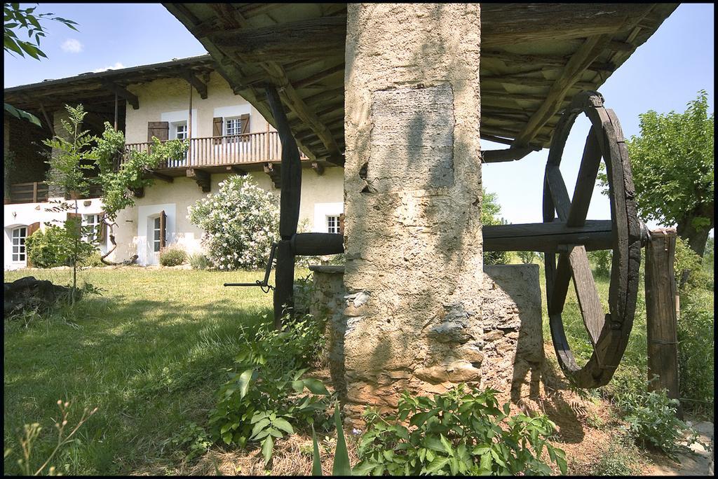 Agriturismo Famiglia Al Castello Di Bagnolo Bagnolo Piemonte Szoba fotó