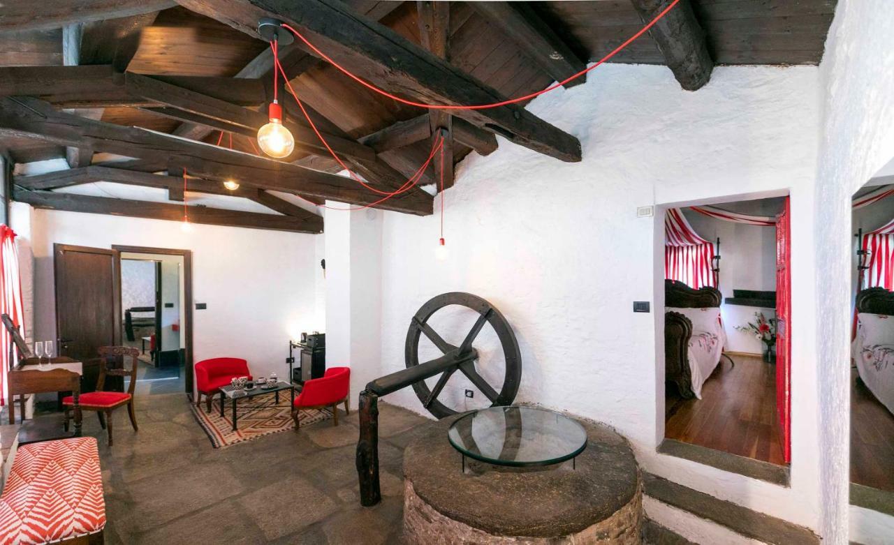 Agriturismo Famiglia Al Castello Di Bagnolo Bagnolo Piemonte Kültér fotó