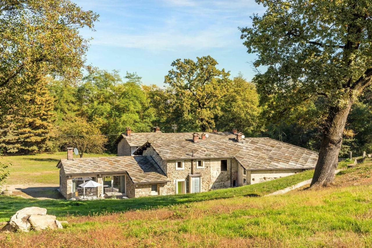 Agriturismo Famiglia Al Castello Di Bagnolo Bagnolo Piemonte Kültér fotó